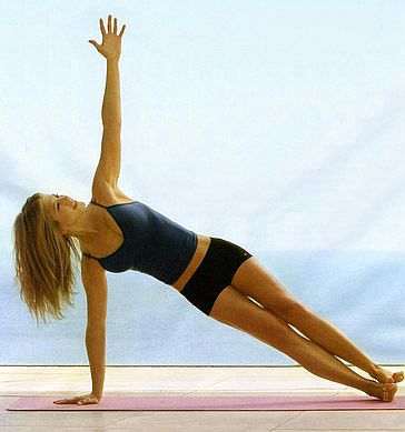 jennifer aniston yoga workout